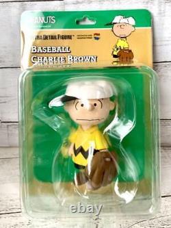 Udf n°360 Charlie Brown Baseball