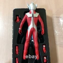 Ultraman Taro 1/6 Échelle Action Héros Action Figure Rah Jp