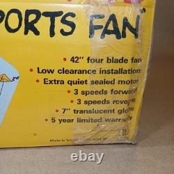 Ventilateur de plafond et kit d'éclairage Peanuts Sports Fan 42 1988 Snoopy Charlie Brown 4224-SP