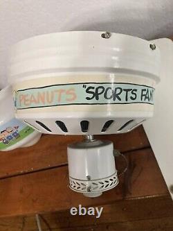 Ventilateur de plafond et lumière pour enfants Peanuts Sports SNOOPY CHARLIE BROWN Tennis 1958 complet