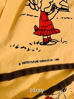 Vintage 1966 Peanuts Charlie Brown United Feature Syndicate Couvre-lit Queen/Full