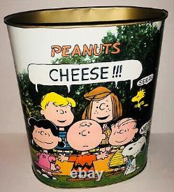 Vintage Années 1960 Peanuts Charlie Brown Snoopy Metal Tin Poubelle Cheinco USA