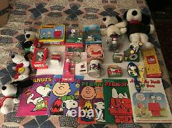Vintage Grand Lot Snoopy Peanuts Charlie Brown Schulz Collection D’articles Look