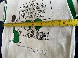 Vtg Charlie Brown Peanuts Linus Snoopy Rare (m) Blanc/ Vert T-shirt Artex USA