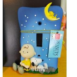 Westland Giftware Peanuts Collection Snoopy Charlie Brown Switch Couverture Plaque