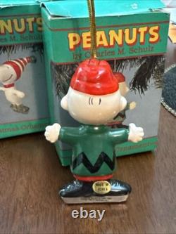 Willitts Snoopy et Charlie Brown Ensemble de Décorations Céramiques Vintage Patinage